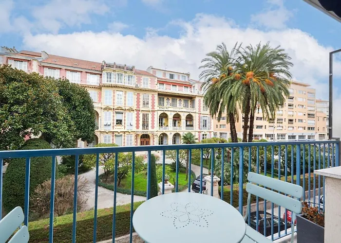 Cosy En Hyper-centre De - Balcon شقة